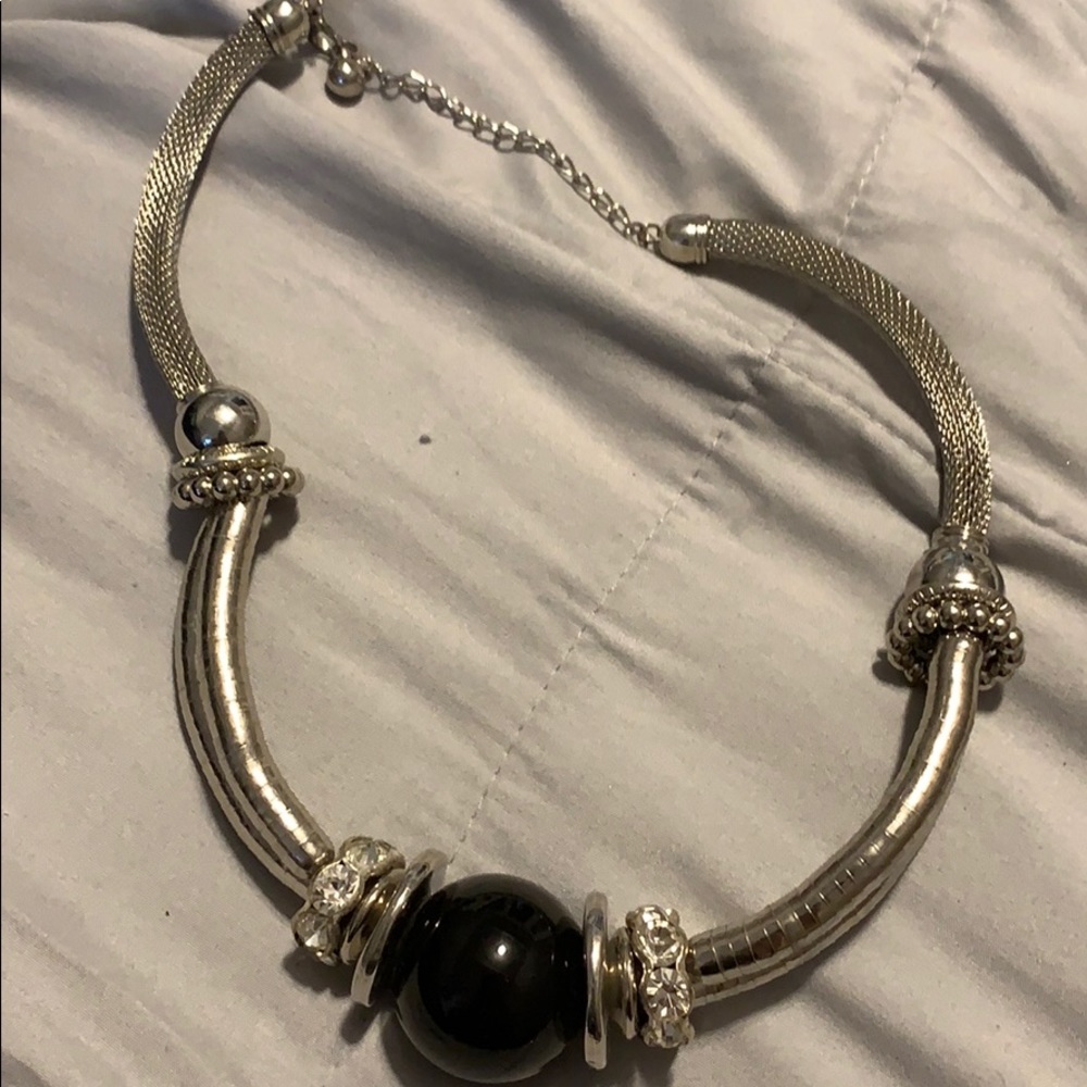 Necklaces - Picture 3 of 5